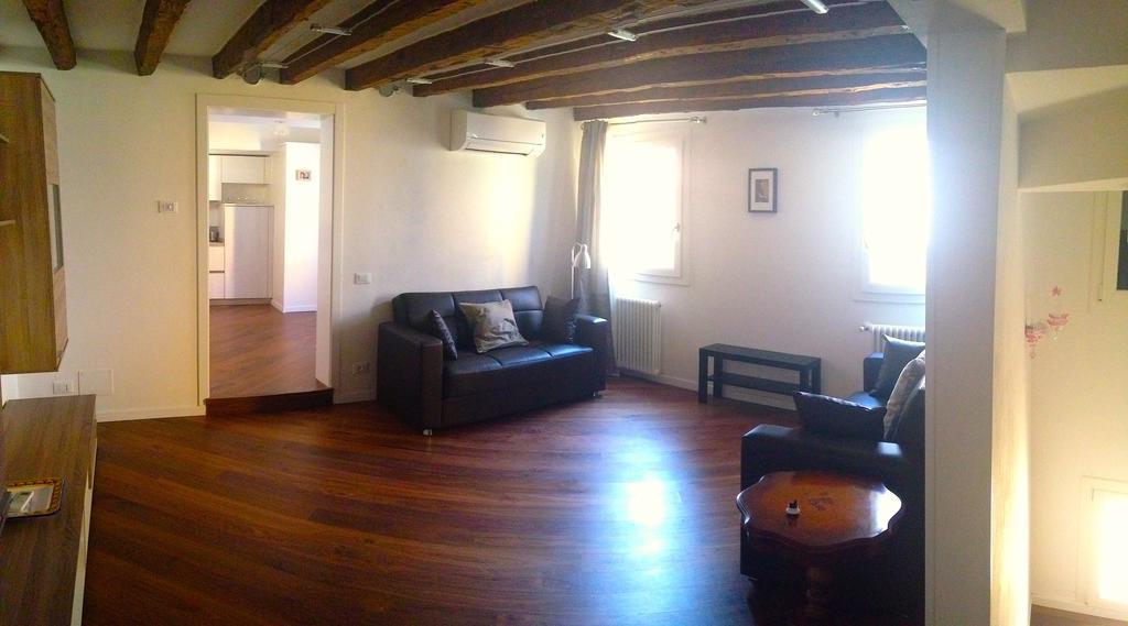 Casa Calle Frezzeria Apartment Venice Room photo