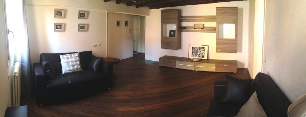 Casa Calle Frezzeria Apartment Venice Room photo